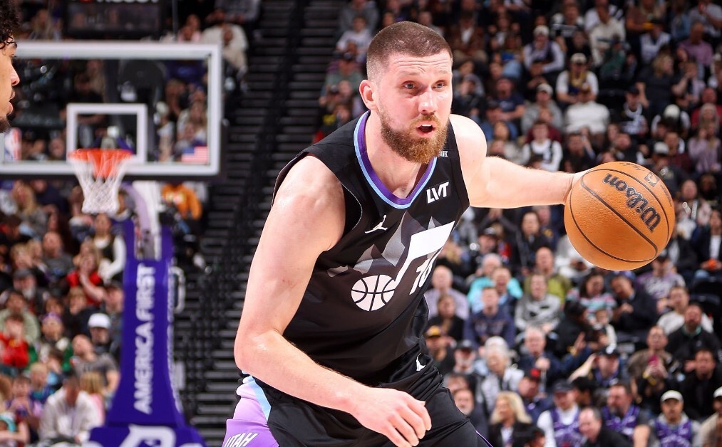 Українці за кордоном: Михайлюк набрав 15 очок проти Денвера, Шульга зіграв другий матч в НБА